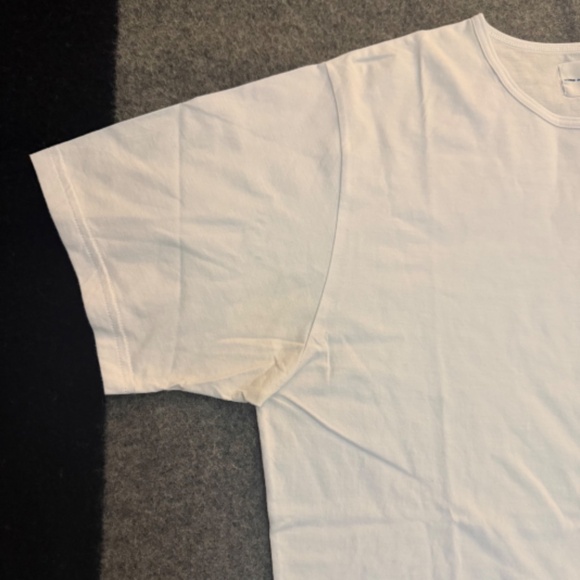 COMME DES GARÇONS 2022 S/S T-Shirt - Picture 4 of 7